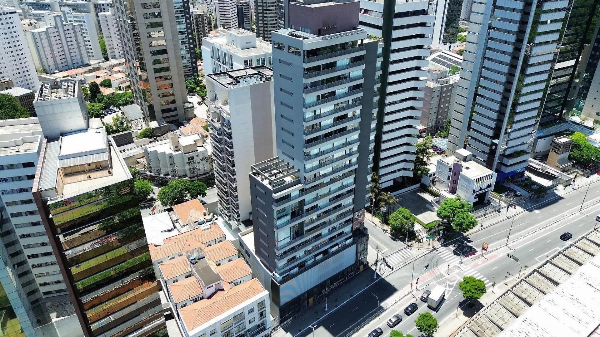 סאו פאולו Trevizzo Vergueiro 0*, סאו פאולו